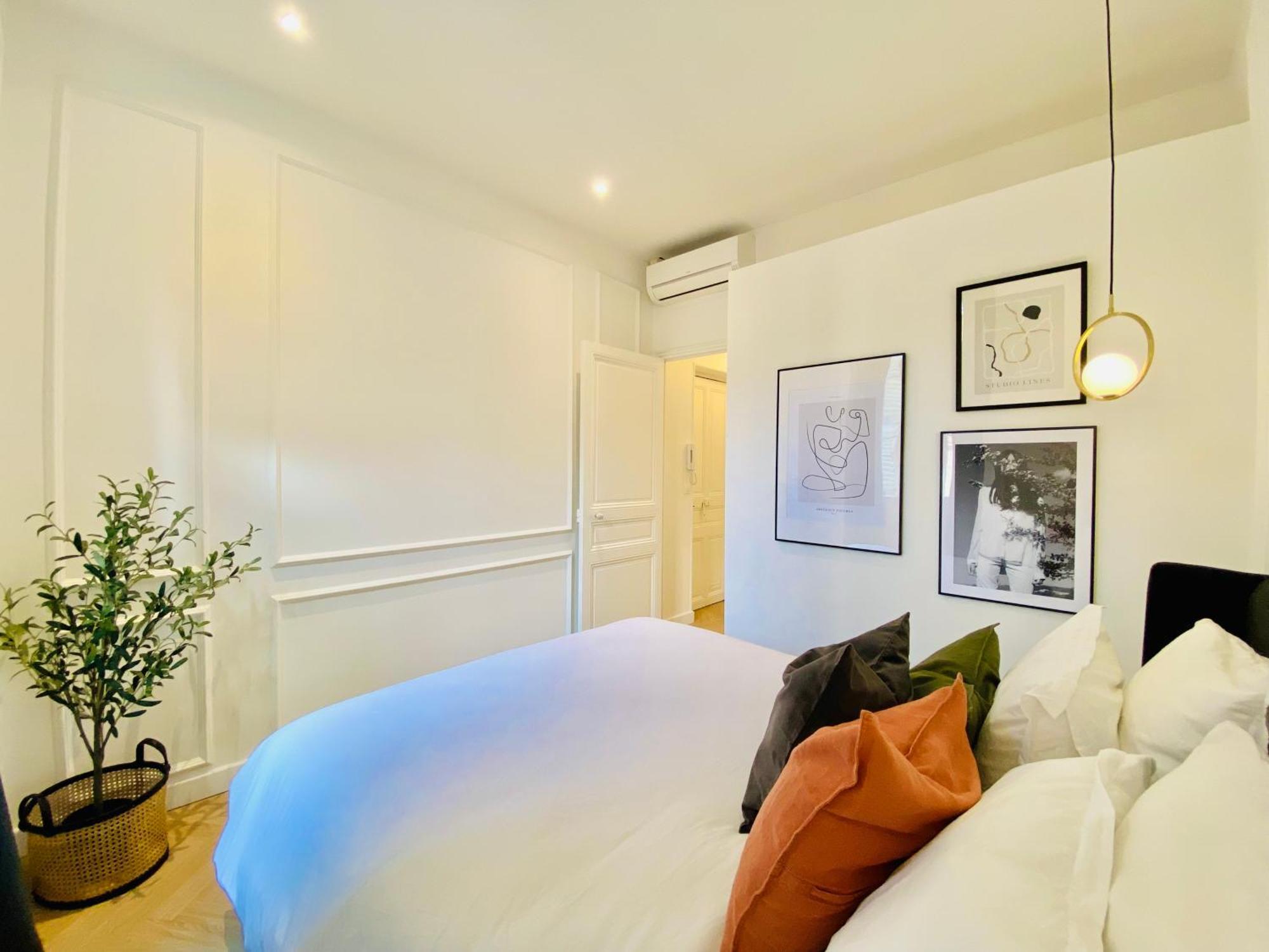 Newly Renovated Apartment With Balcony, Ac, Fiber Internet Monte Carlo Exteriör bild