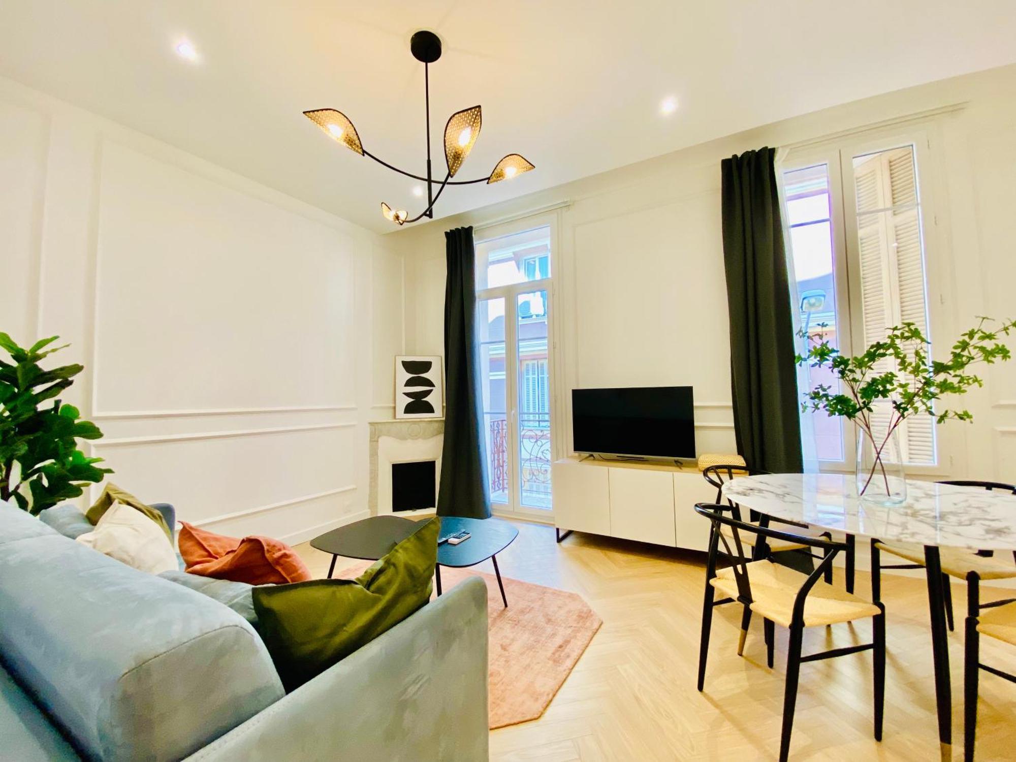 Newly Renovated Apartment With Balcony, Ac, Fiber Internet Monte Carlo Exteriör bild